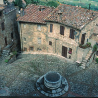 castiglione-d'orcia-piazzetta