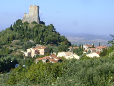 castiglione-d'orcia---la-rocca-a-tentennano_paese