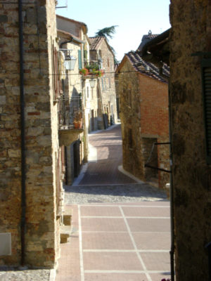 castiglione piazza battisti via piana