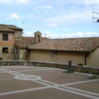 castiglione piazza battisti
